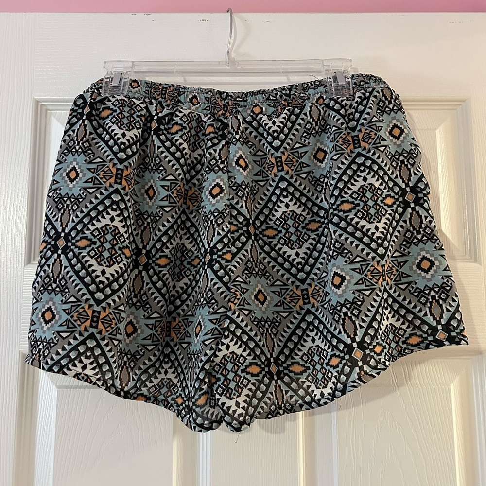 Elevenses Shorts Large​ Anthropologie​ - Picture 2 of 4
